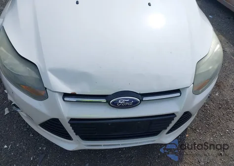 2012 Ford Focus Titanium z USA, uszkodzony, nr VIN 1FAHP3N2XCL365935